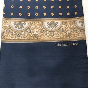 COPY - Christian Dior scarf